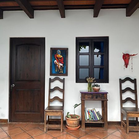 Casa Elena Bed & Breakfast Antigua Exterior photo