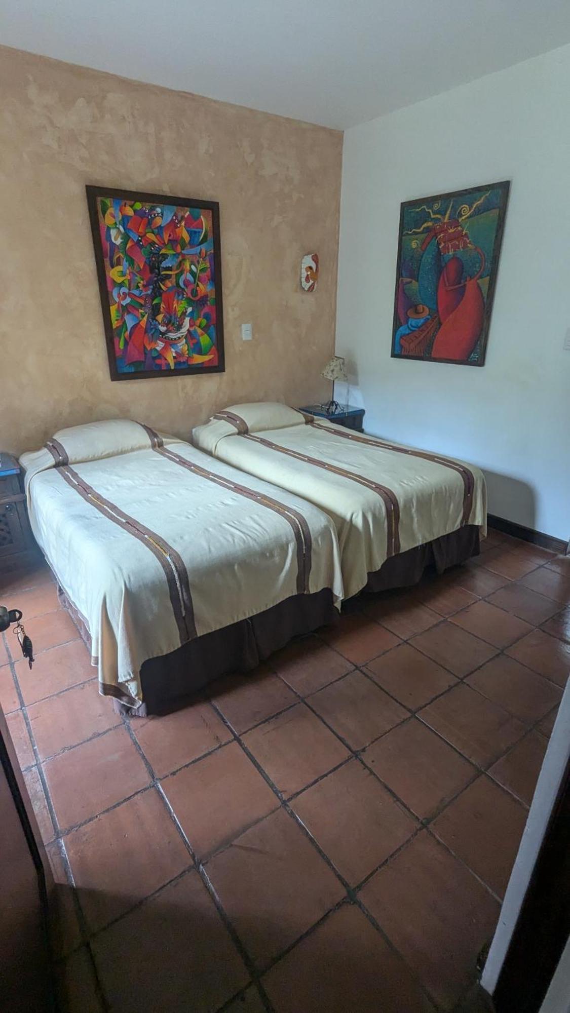 Casa Elena Bed & Breakfast Antigua Exterior photo