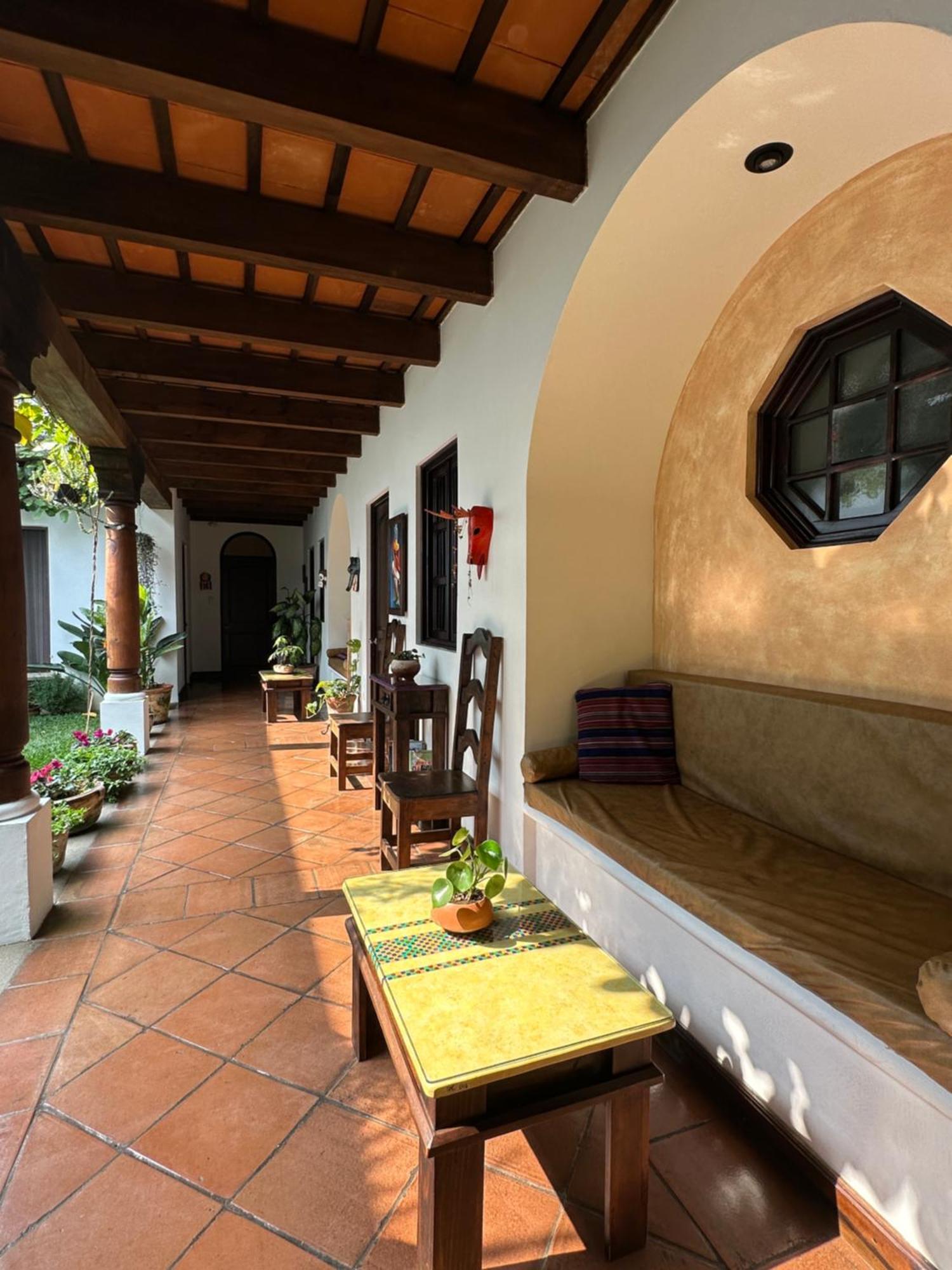 Casa Elena Bed & Breakfast Antigua Exterior photo